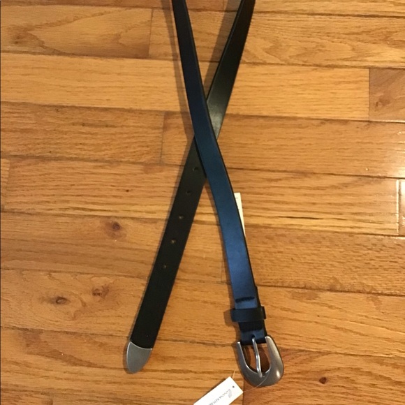 NWT BANANA REPUBLIC 1” WIDE BELT SILVER W TARNISHED HARDWARE - SOFT & FLEXIBLE - Picture 4 of 6